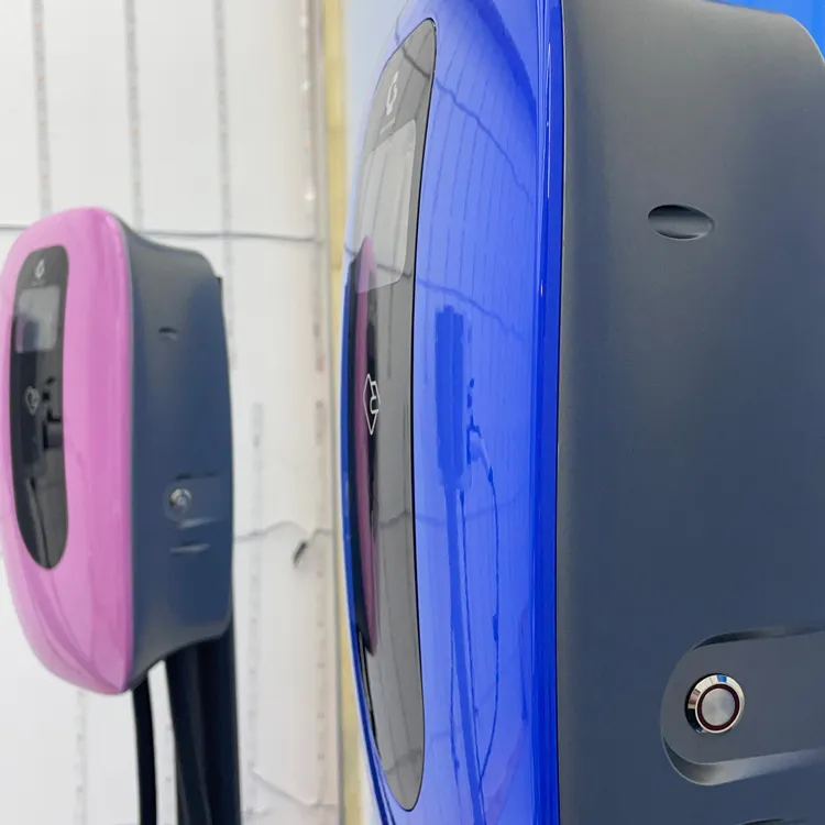 CE RoHS APP Control Type 2 Charging Plug 11kw EV Charger Wallbox with LCD Screen