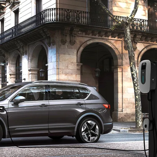 CE RoHS FCC Single Phase Type 2 7kw 32A EV Charger AC Wallbox Charging Station Control by APP