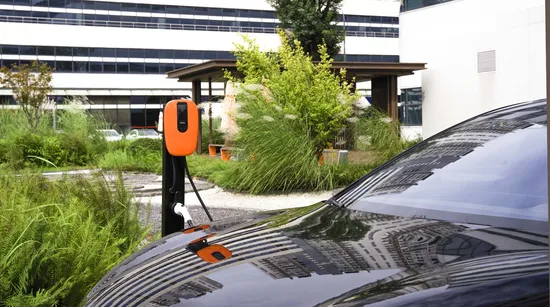 Smart EV Charger Tuya APP 32A 7kw for Home Use